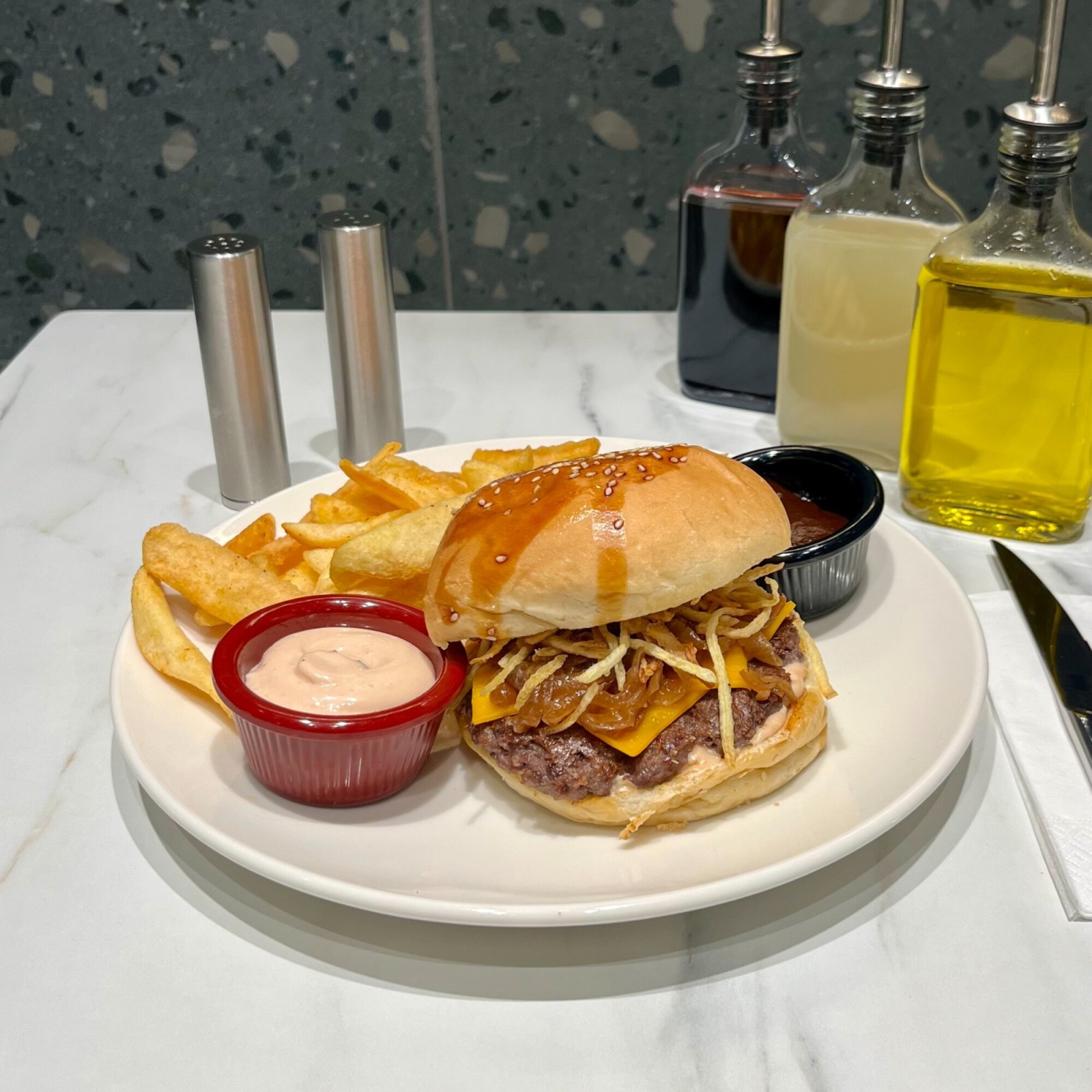 Step Burger Menü