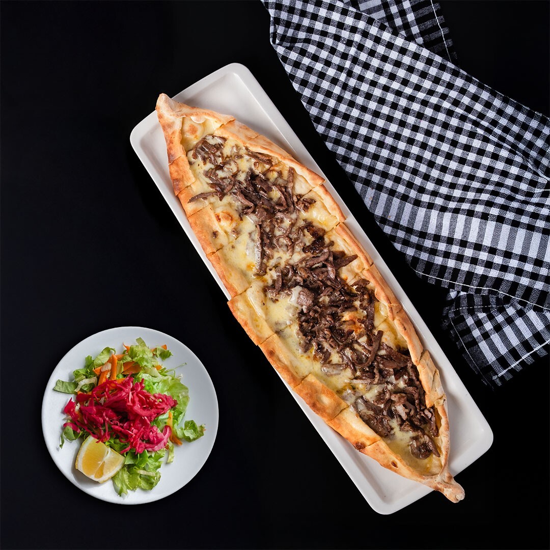 Dönerli Kaşarlı Pide