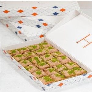 Fıstıklı Sütlü Çikolatalı Süt Baklava (24 Dilim)