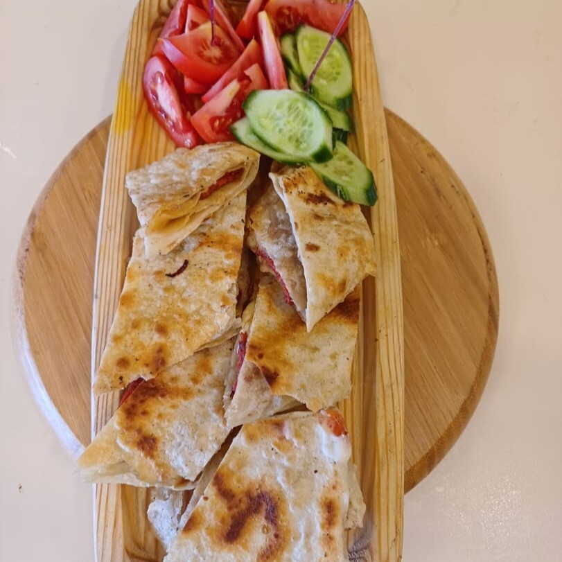 Tavuk Dönerli Kaşarlı Gözleme