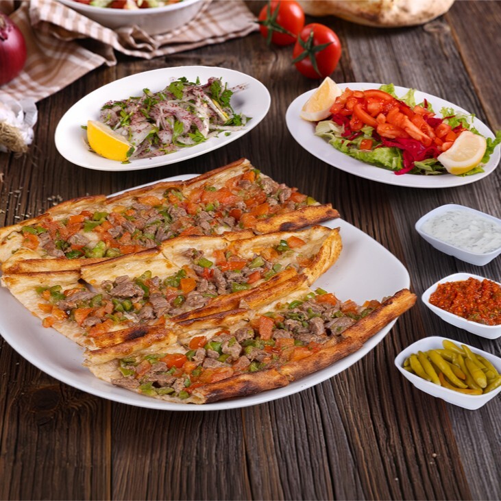 Kuşbaşılı Pide