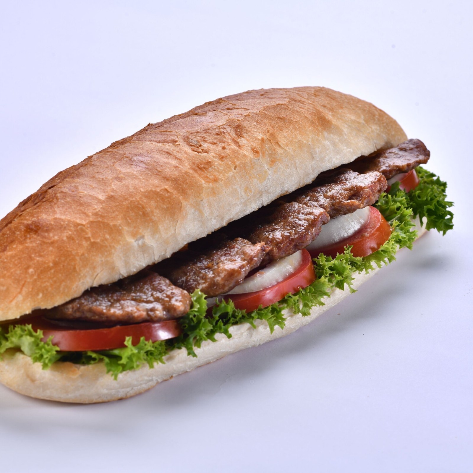 3 Çeyrek Köfte Sucuk Karışık + { Ayran }