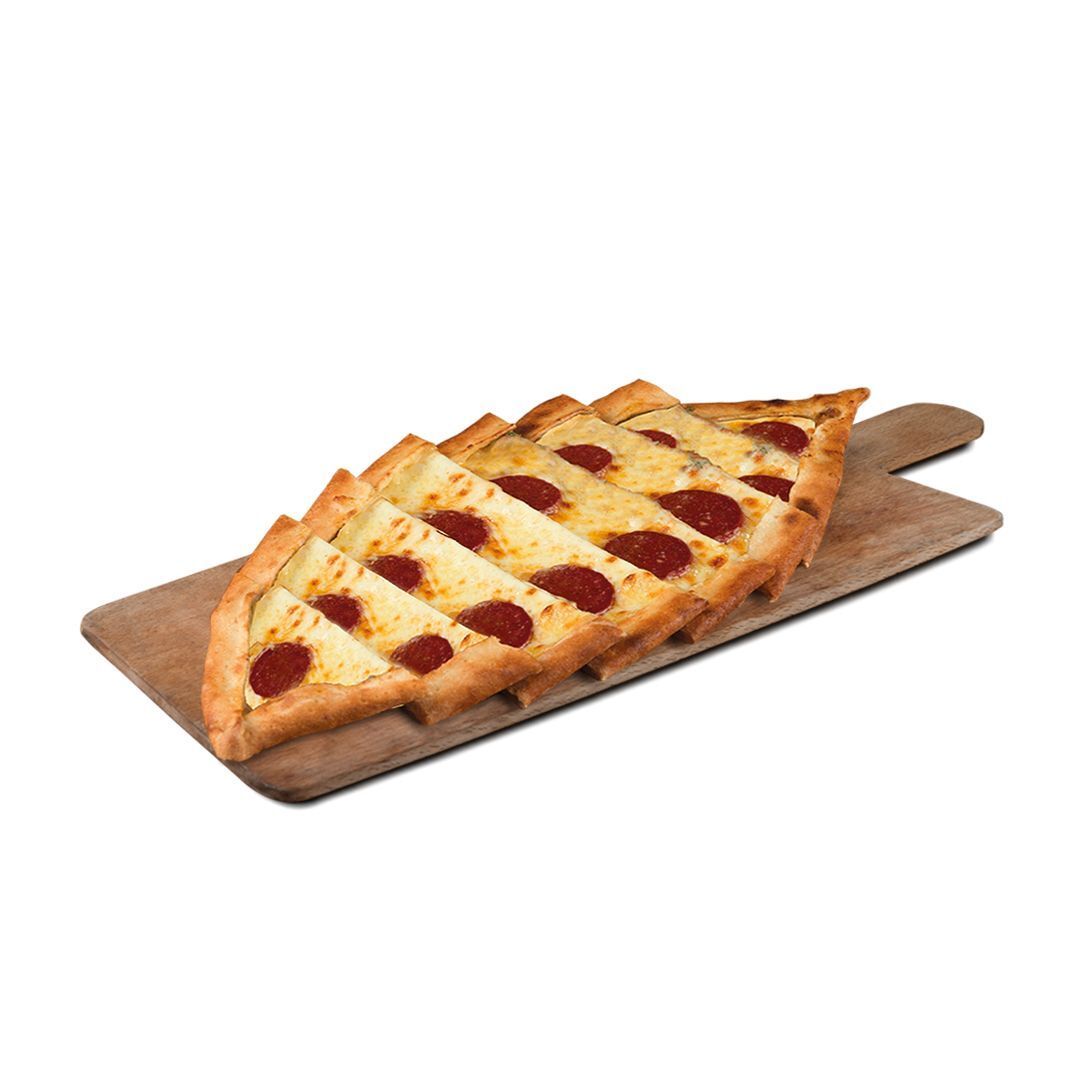 Sucuklu Pide