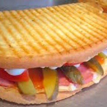 Ayvalık Ekmeğine Yengen Tost