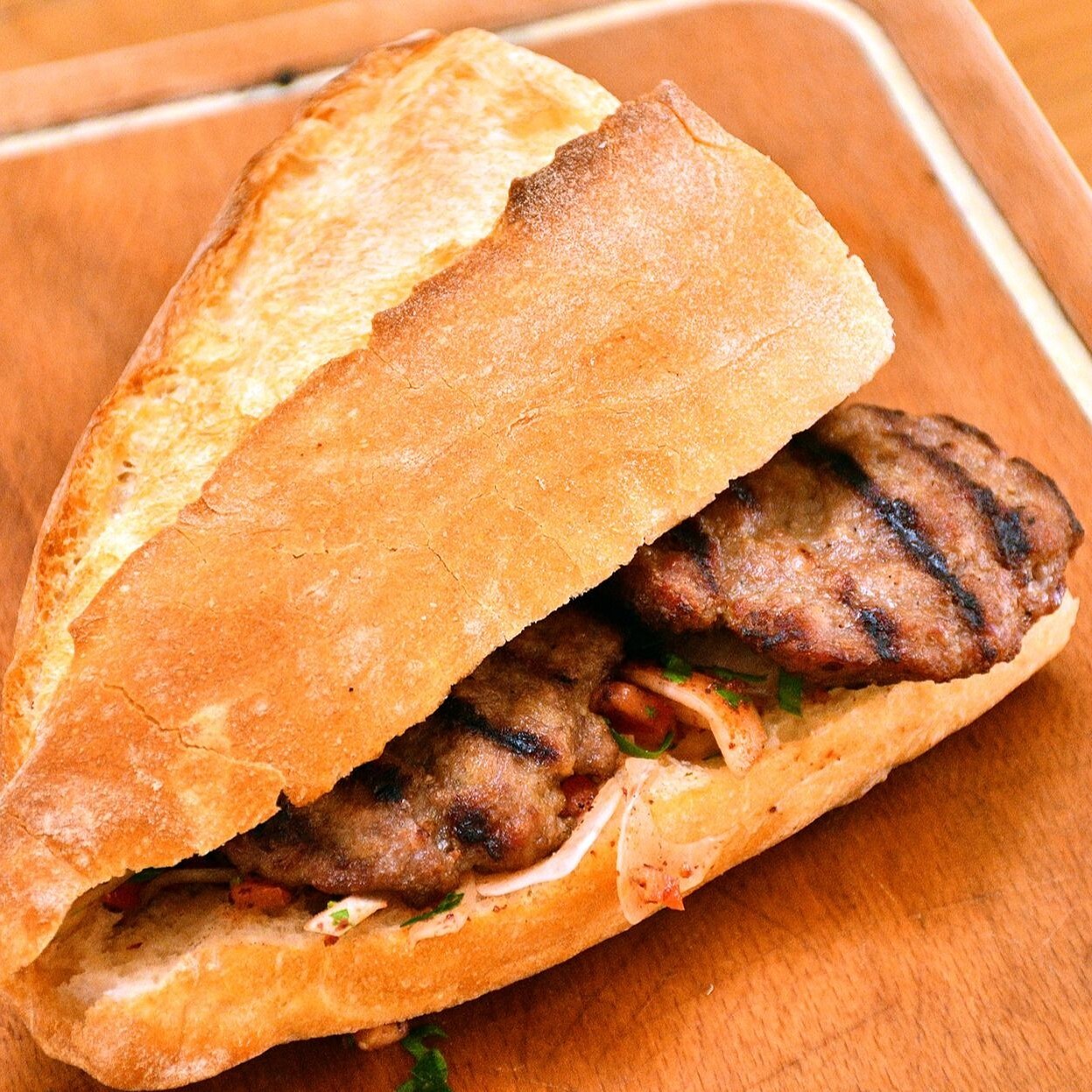 Ekmek Arası Izgara Köfte (150 gr.)