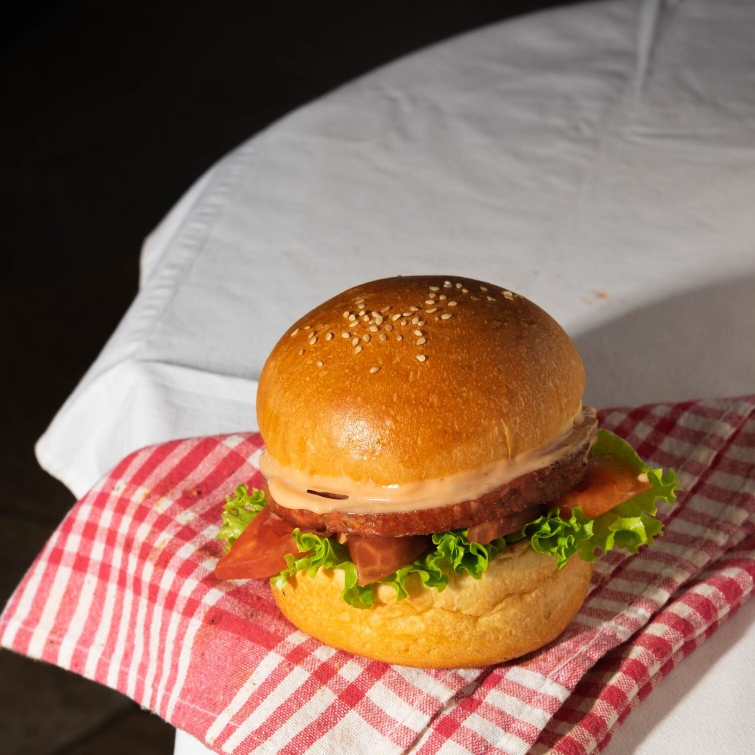 Sucuk burger