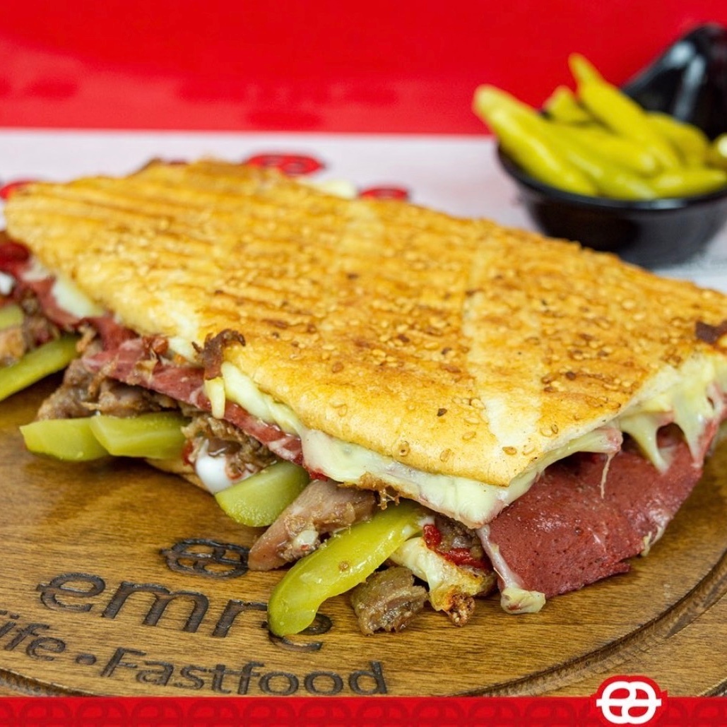 Duble Karışık Kavurmalı Yumurtalı