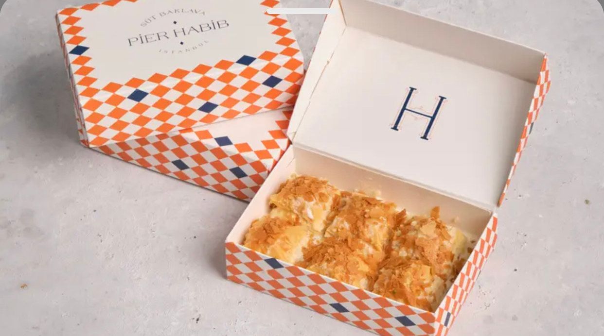 Fındıklı -Tahinli Süt Baklava (6 Dilim)