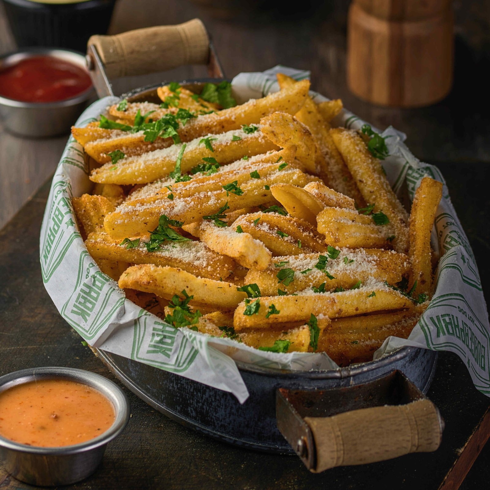 Trüflü Parmesanlı French Fries