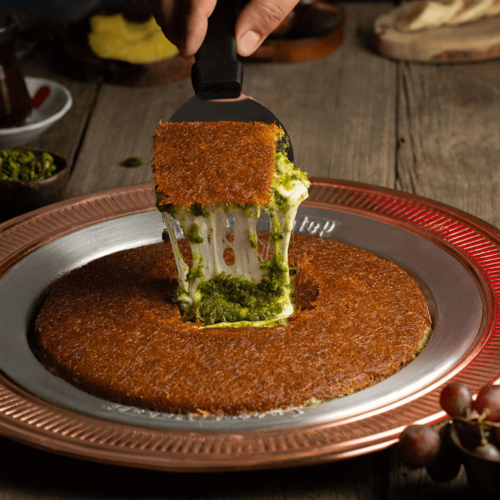 Fıstıklı Peynirli Künefe (4 Kişilik)