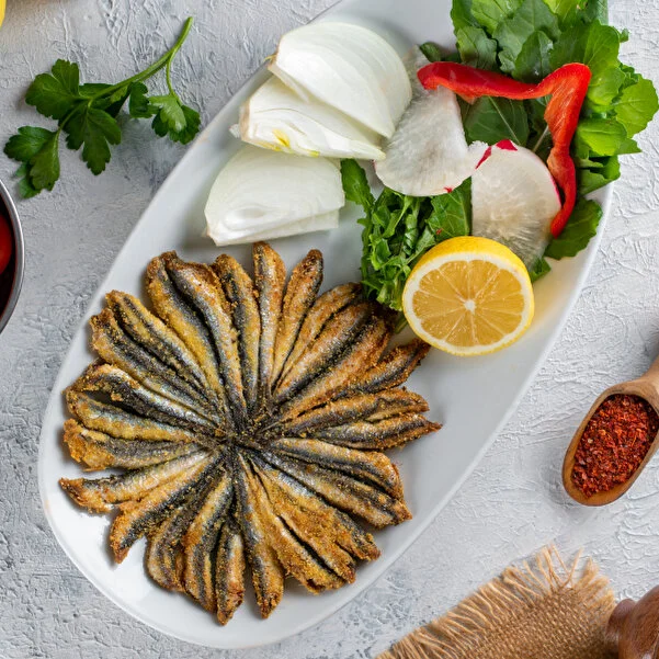 Hamsi Tava (1 kg.) + Mevsim Salata
