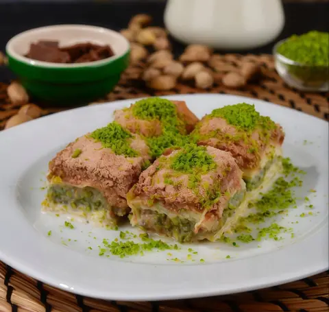 Fıstıklı Soğuk Baklava (4 Adet)