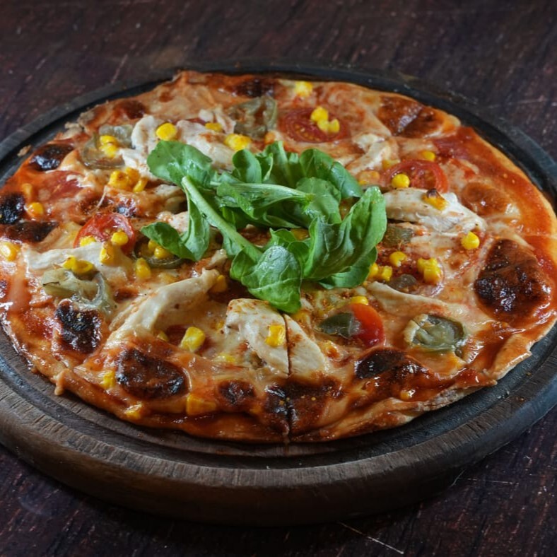 Tavuklu Pizza