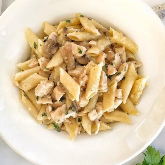 Kremalı Tavuklu Mantarlı