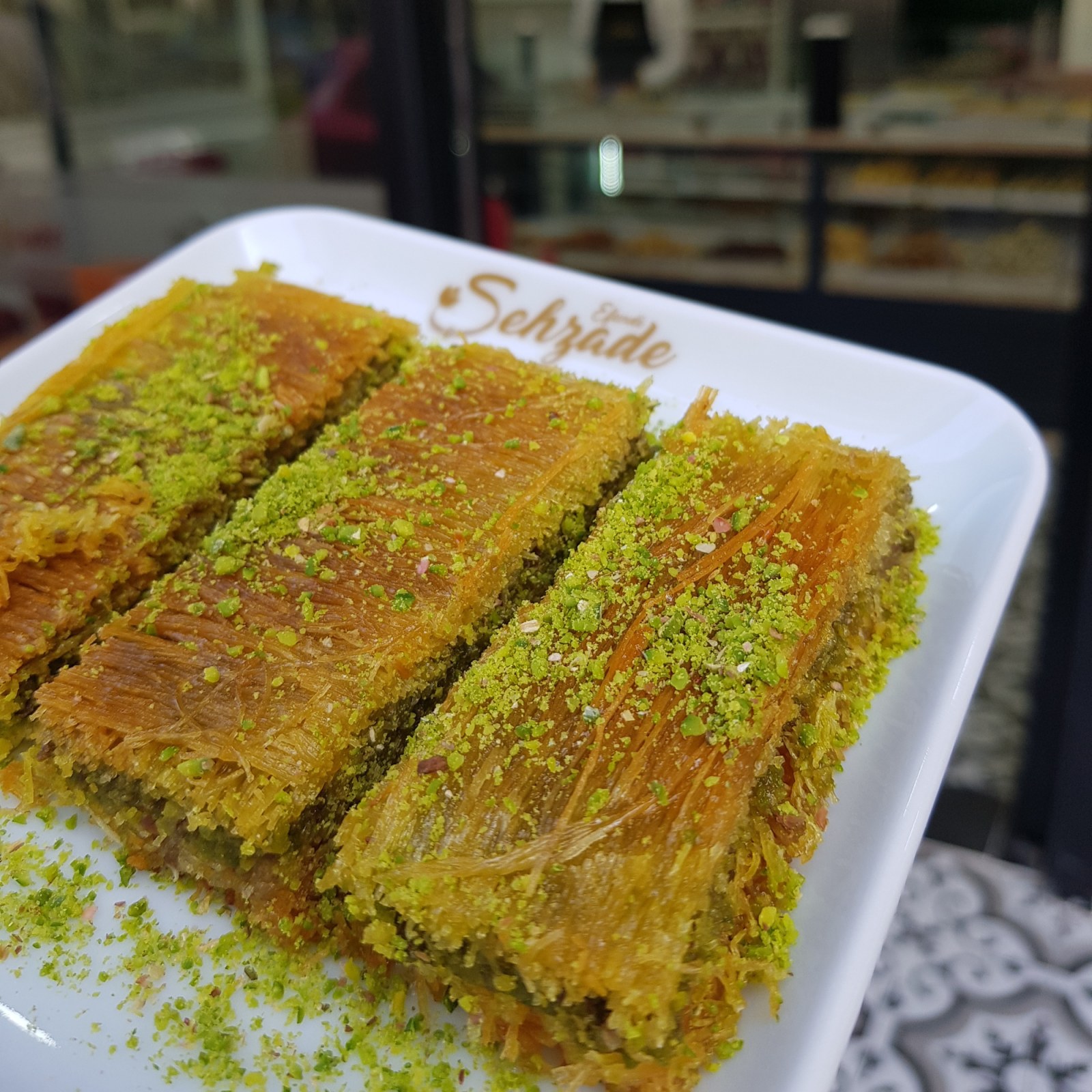 Fıstıklı Düz Kadayıf