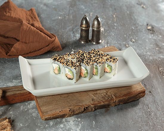 Sesame Hot Roll (8 Pcs.)