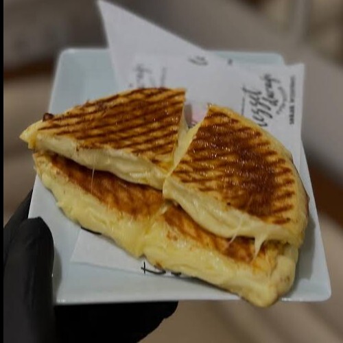 Extra Bol Kaşarlı Bazlama