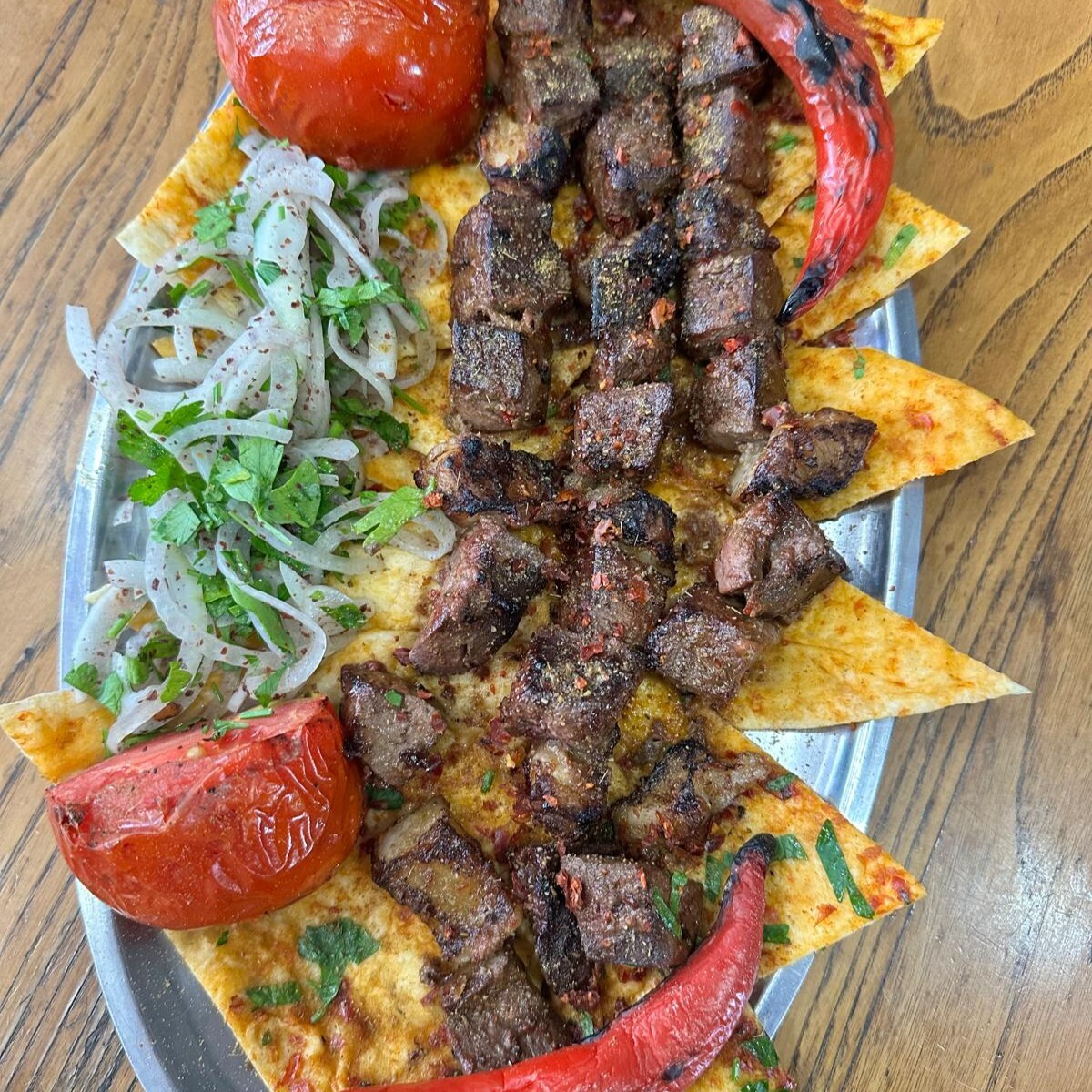 Ciger Şiş Servis