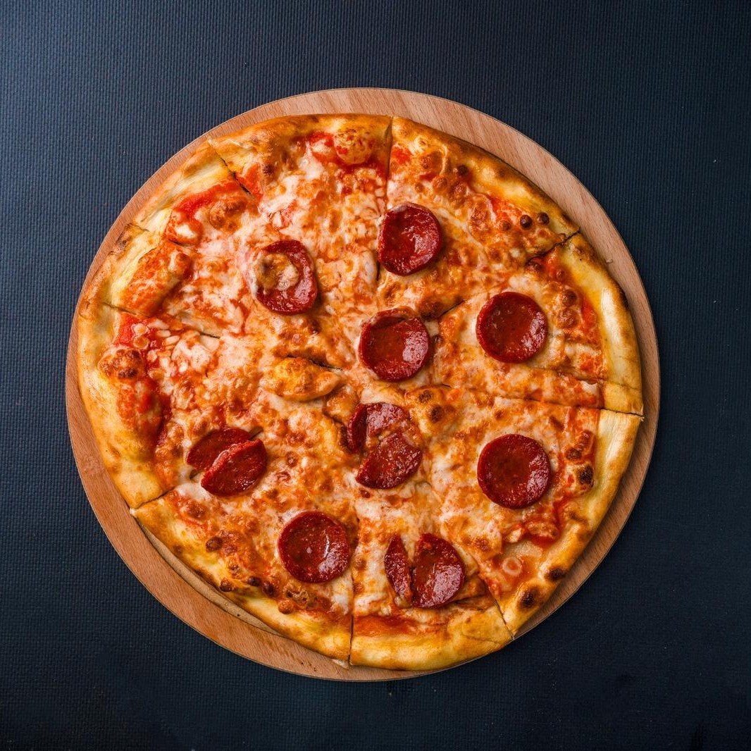 Sucuklu Pizza (Orta Boy)
