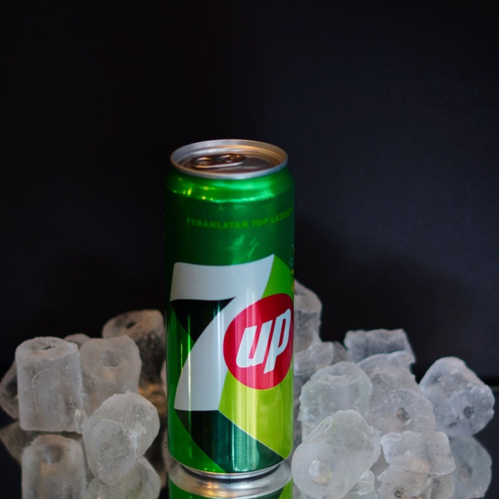 7UP (33 cl)