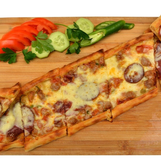 Karışık Pide