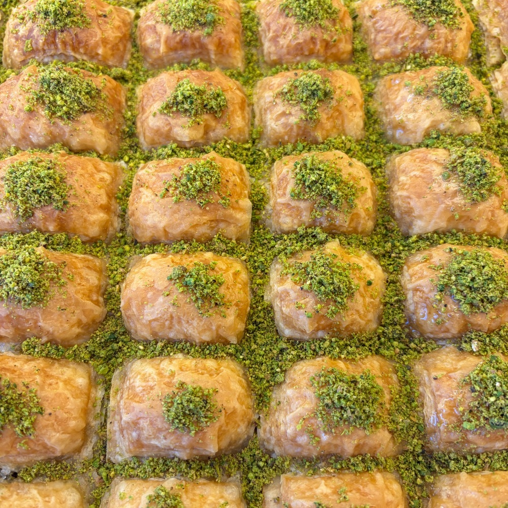 Fıstıklı Tereyağlı Baklava