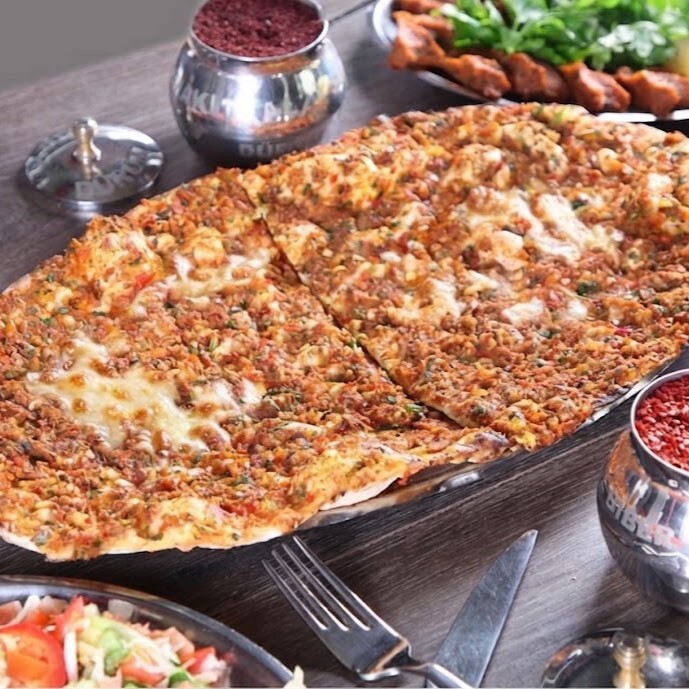 Özel Lahmacun (Sarımsaklı)