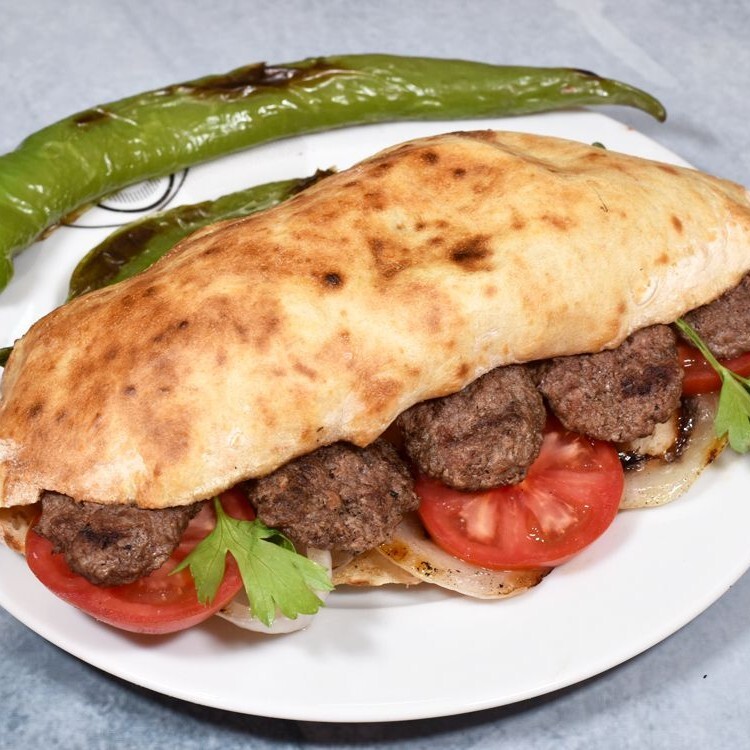 Puf Köfte Ekmek