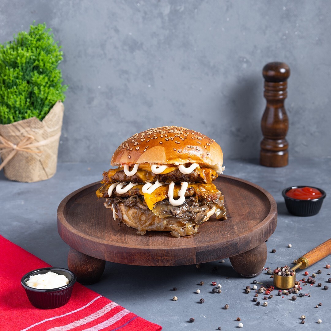 Pk Trüf Mantarlı Burger (Premium)