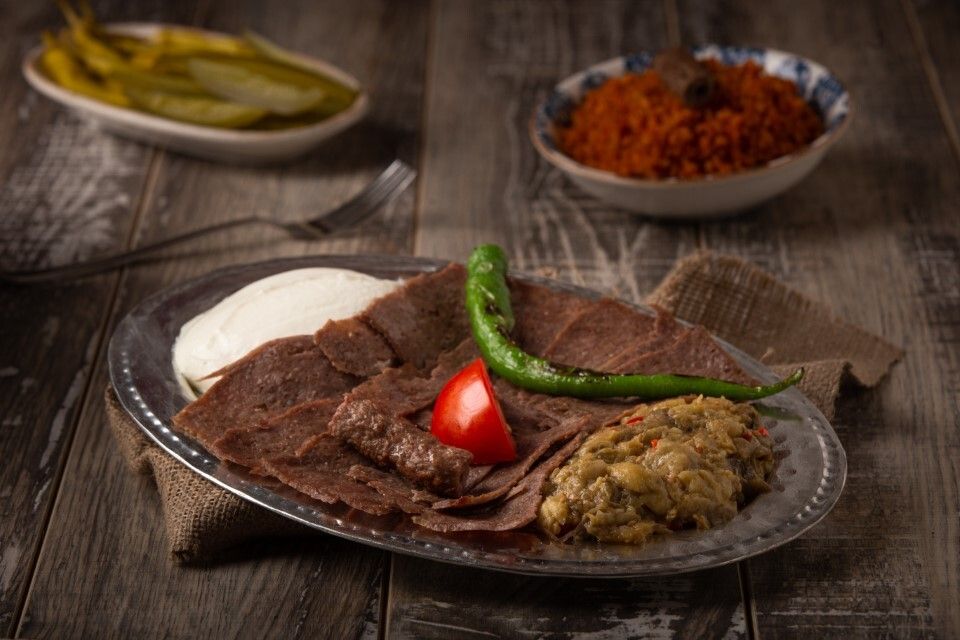 Kukla Kebap Mega Patlıcanlı İskender