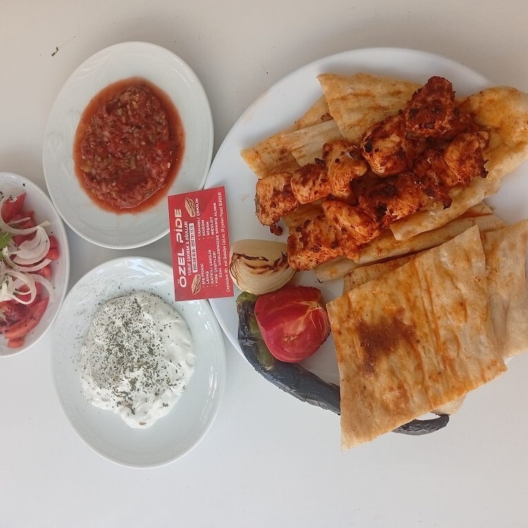 Tavuk Şiş Tek