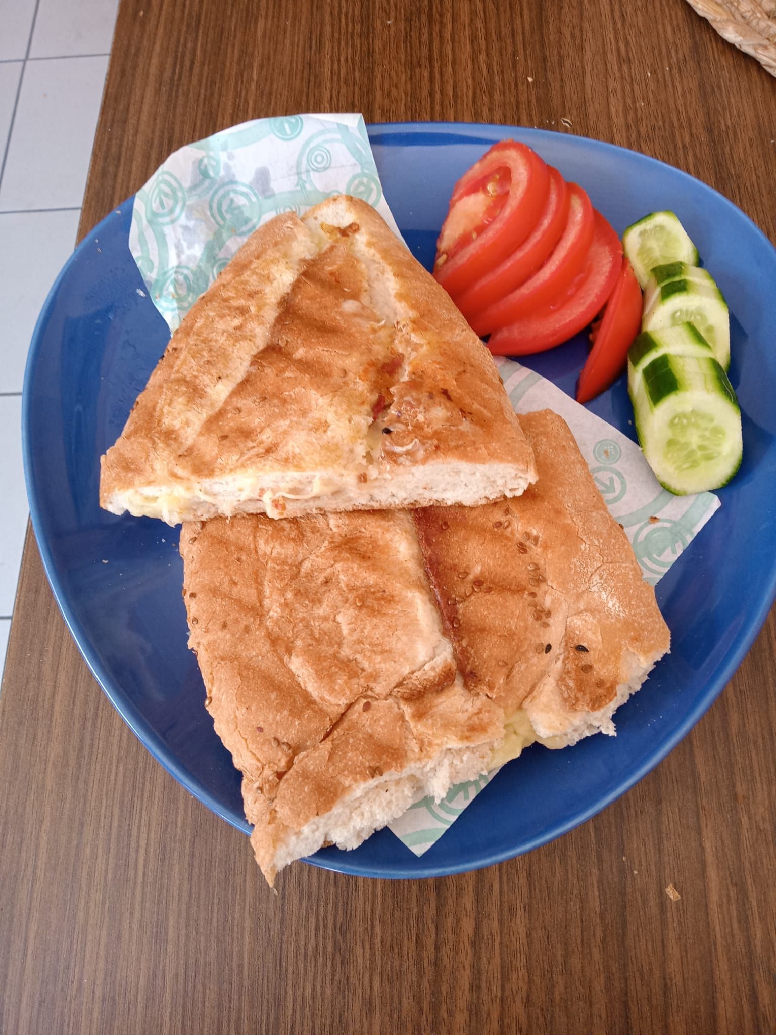 Kaşarlı Salçalı Tost