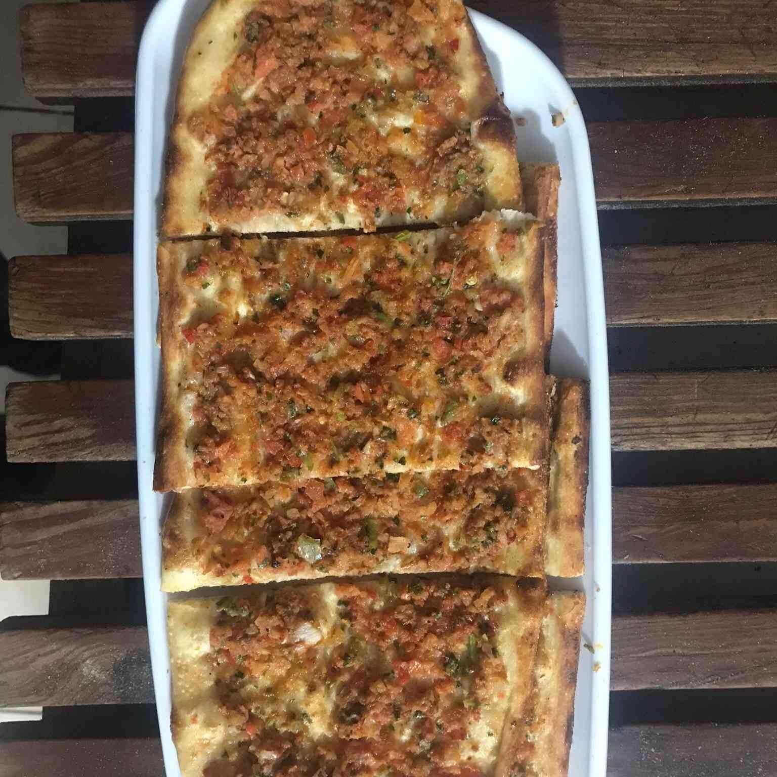 Kıymalı Pide