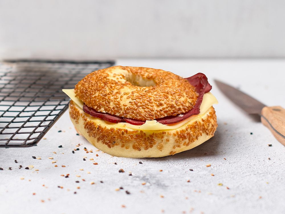 Algötür Füme Etli Bagel
