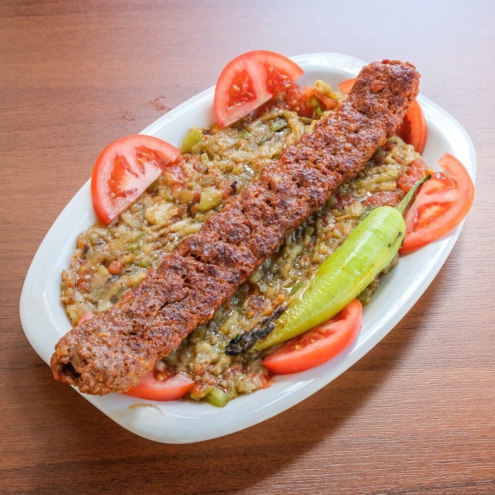 Abugannuş Kebap (Kuzu Şişten)