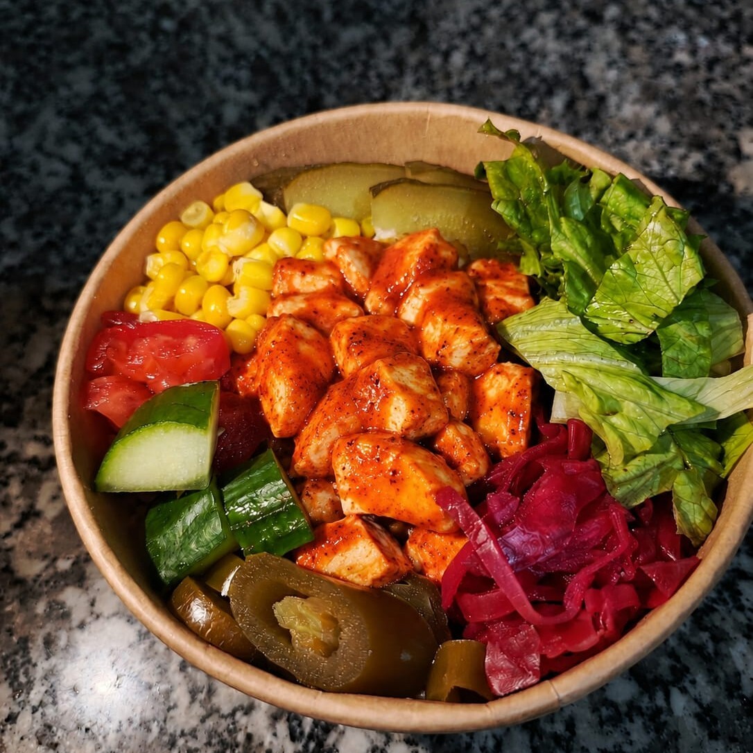Acı Severlere Özel Paprika Soslu Bowl+Ayran