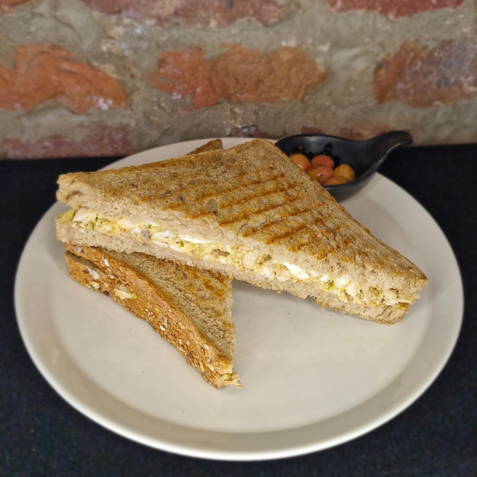 Tavuklu Tam Tahıllı Tost