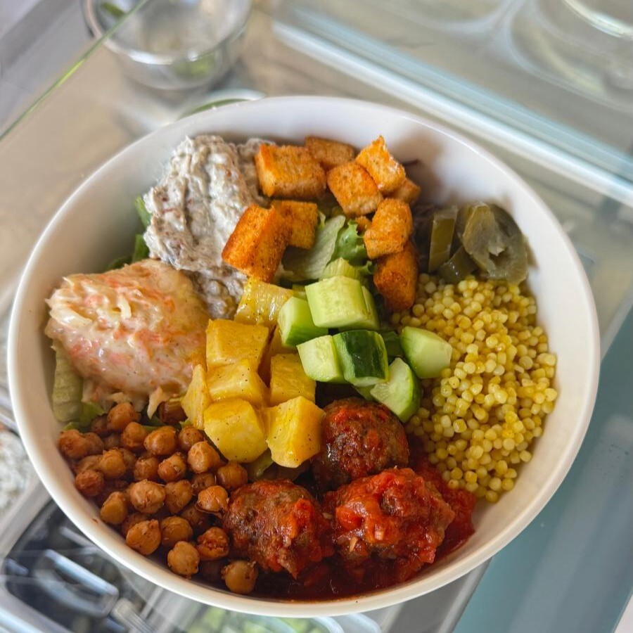 Domates Soslu Top Köfte Bowl