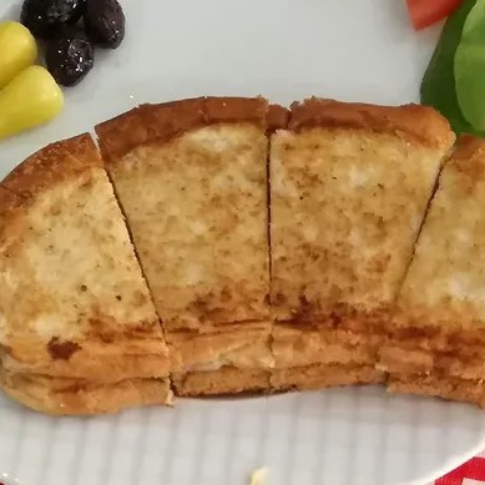 Tire Tost Sucuklu