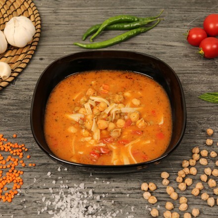 Erişteli Yeşil Mercimek Çorbası