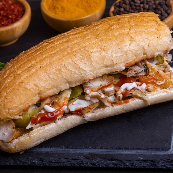 Yarım Ekmek Tavuk Döner