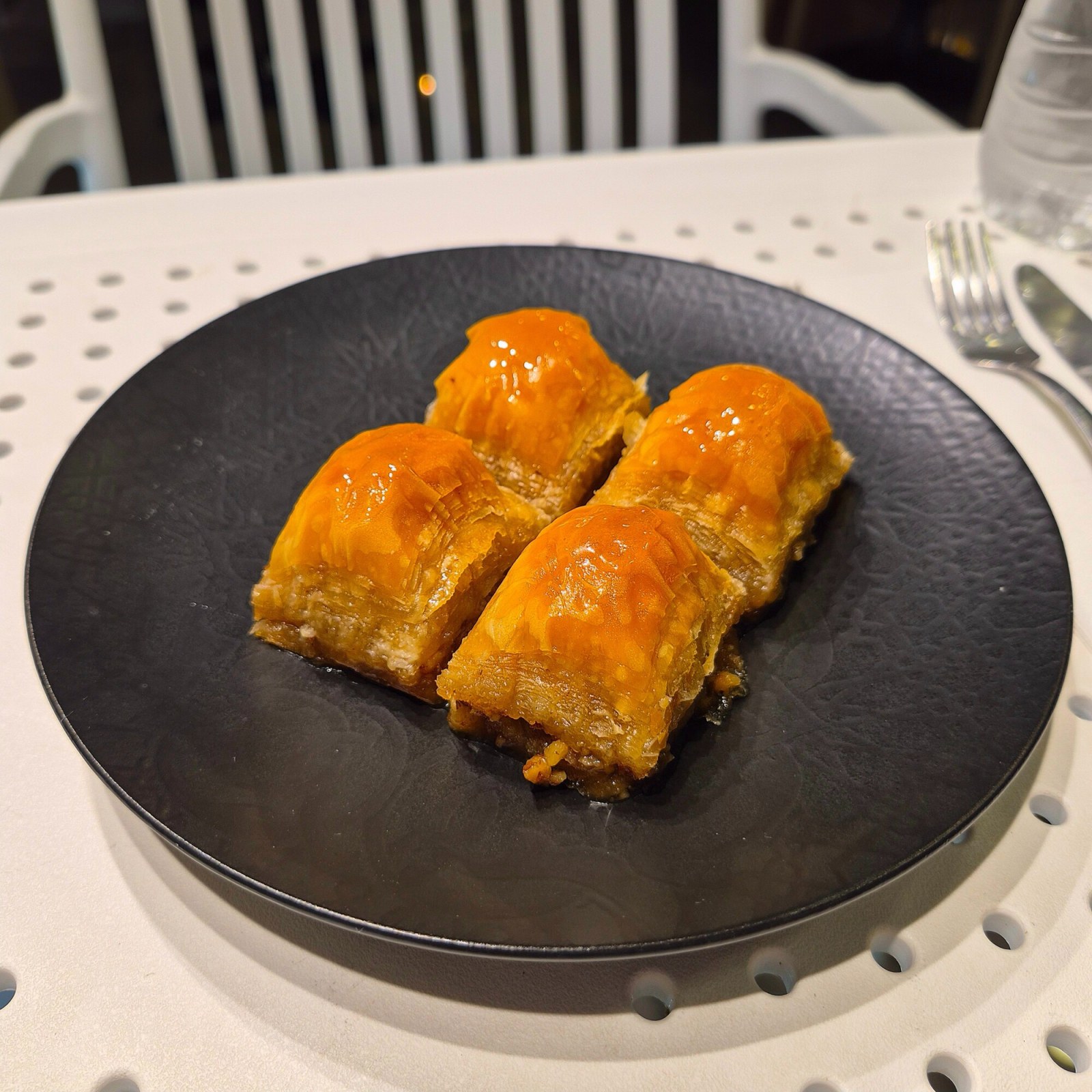 Klasik Cevizli Baklava (1 kg)