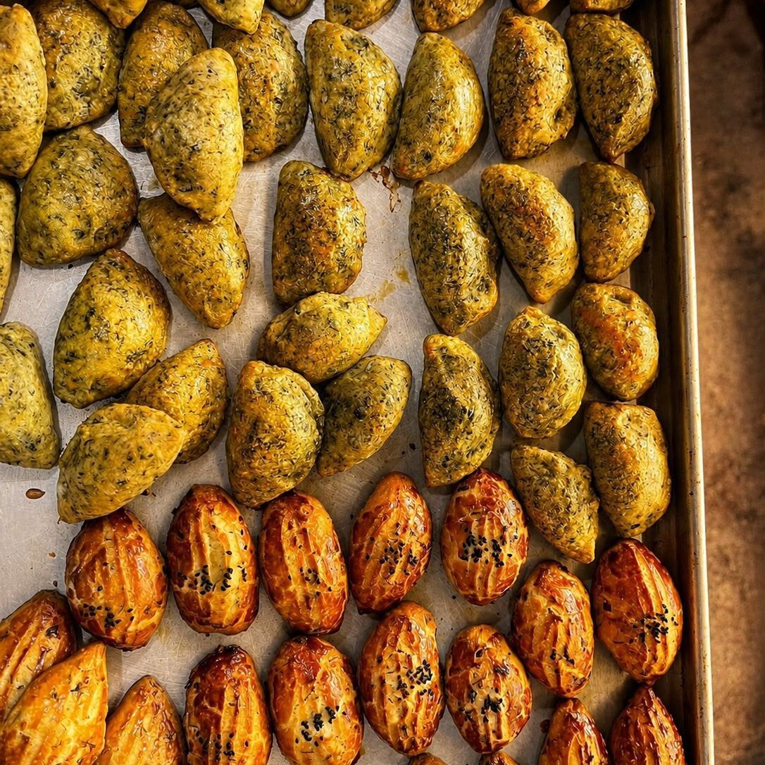 Tereyağlı Ispanaklı Labneli Poğaça (1 kg)
