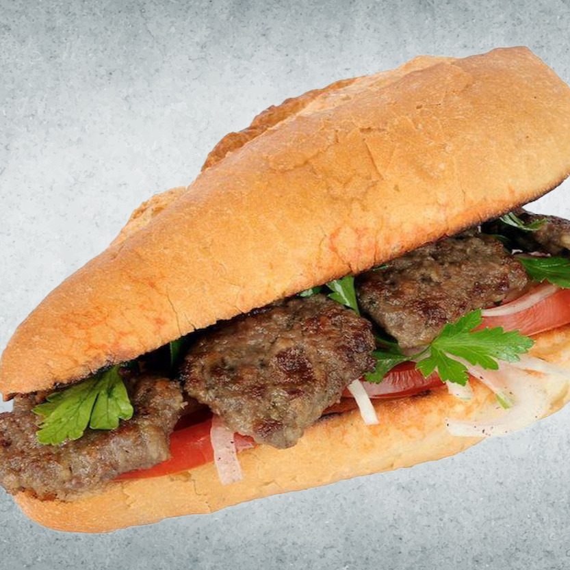 Üç Çeyrek Köfte Ekmek