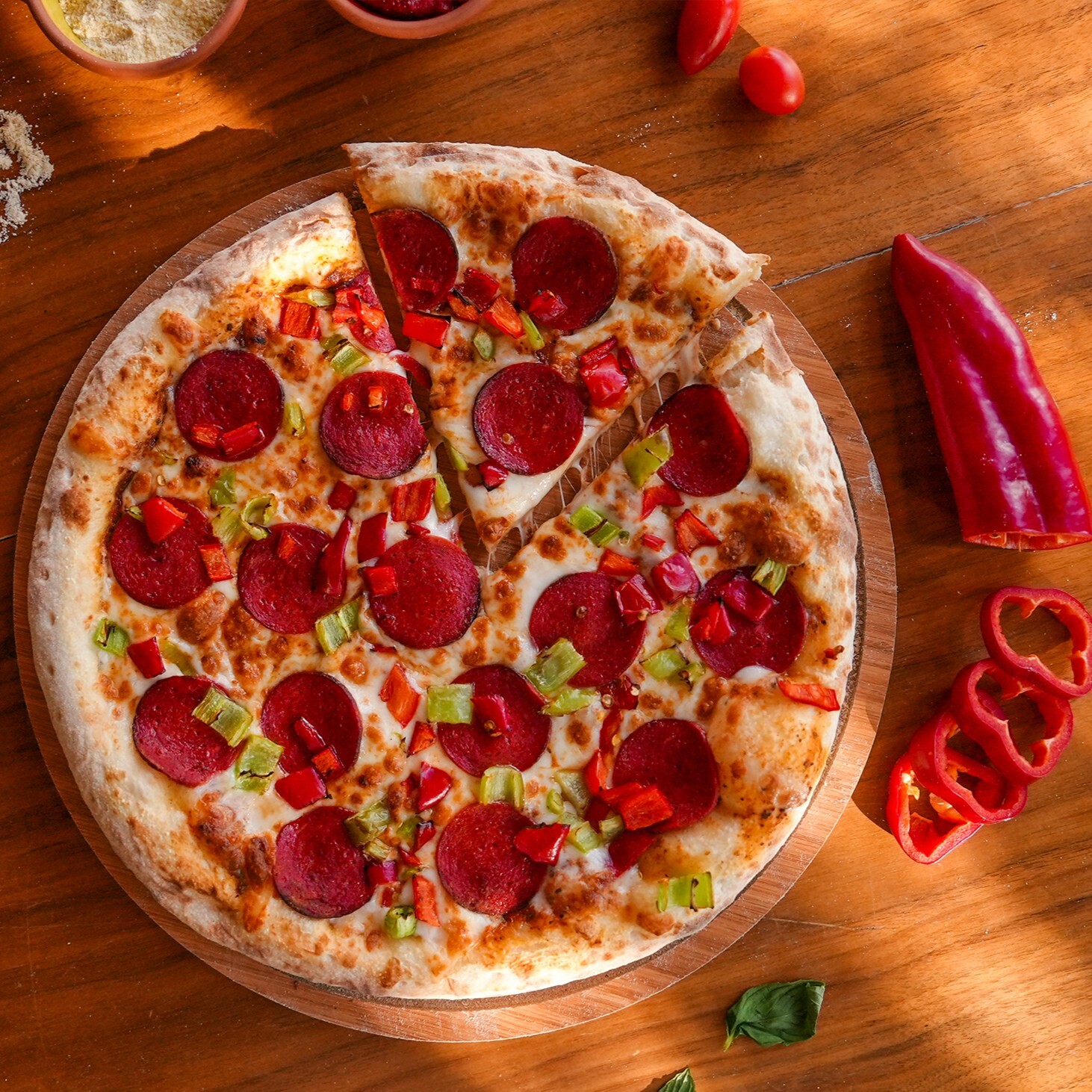 Sucuk Biber Pizza Menü Orta Boy