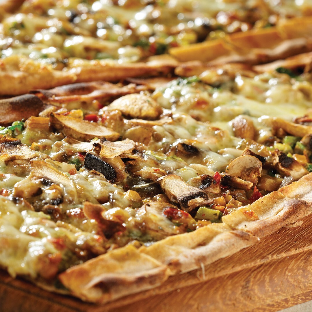Kuşbaşılı Kaşarlı Pide