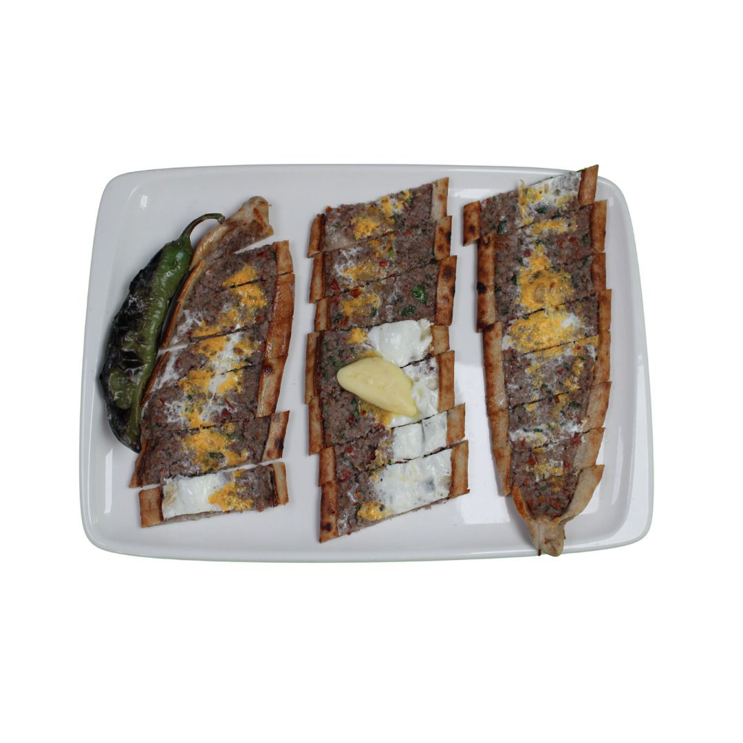 Kıymalı Kaşarlı Yumurtalı Pide