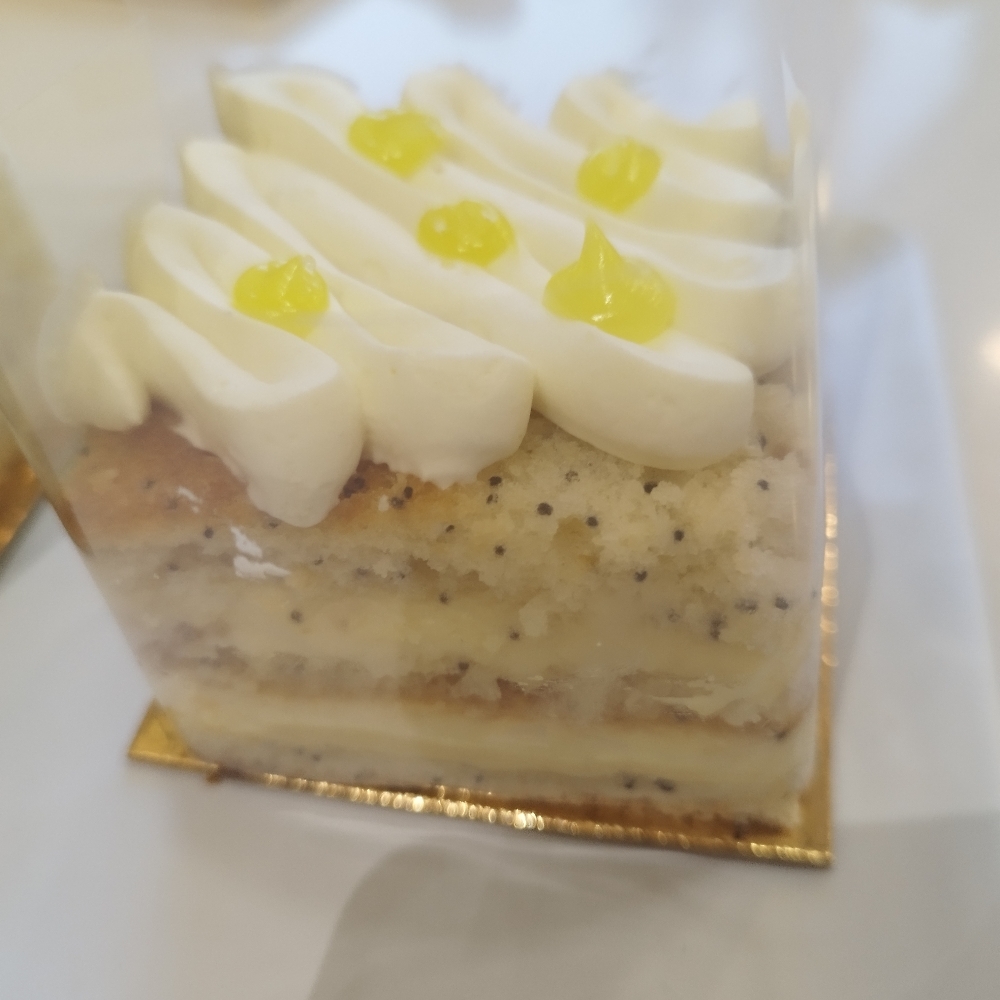 Haşhaşlı Limonlu Pasta