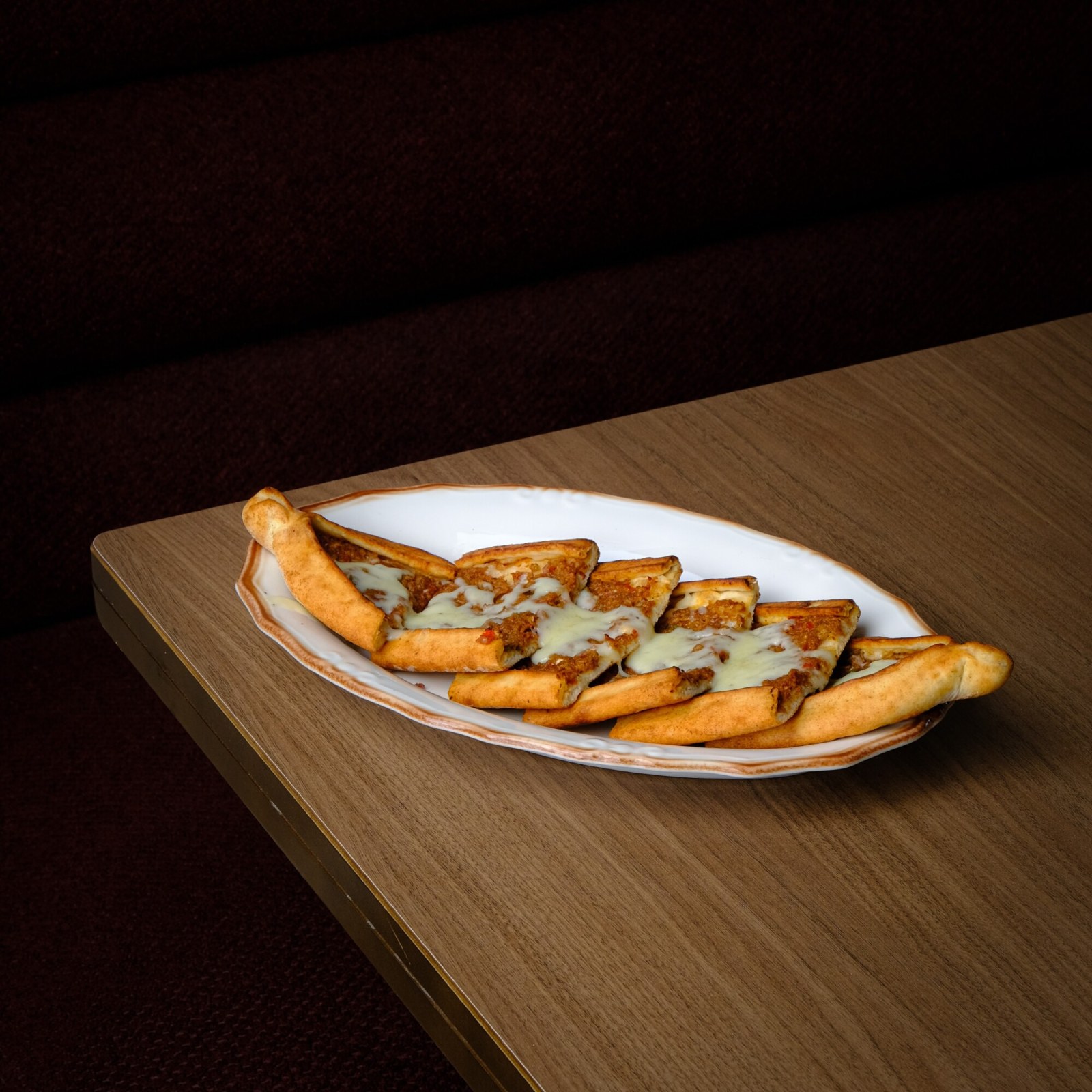Kıymalı Kaşarlı Pide