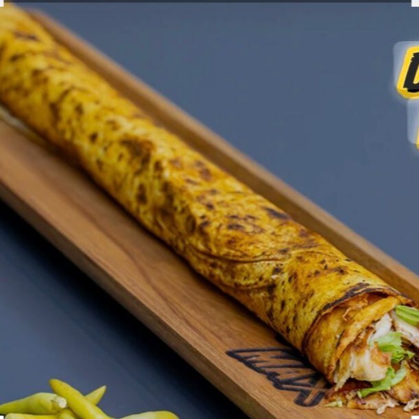 Efsane Soslu Zurna Tavuk Döner Dürüm